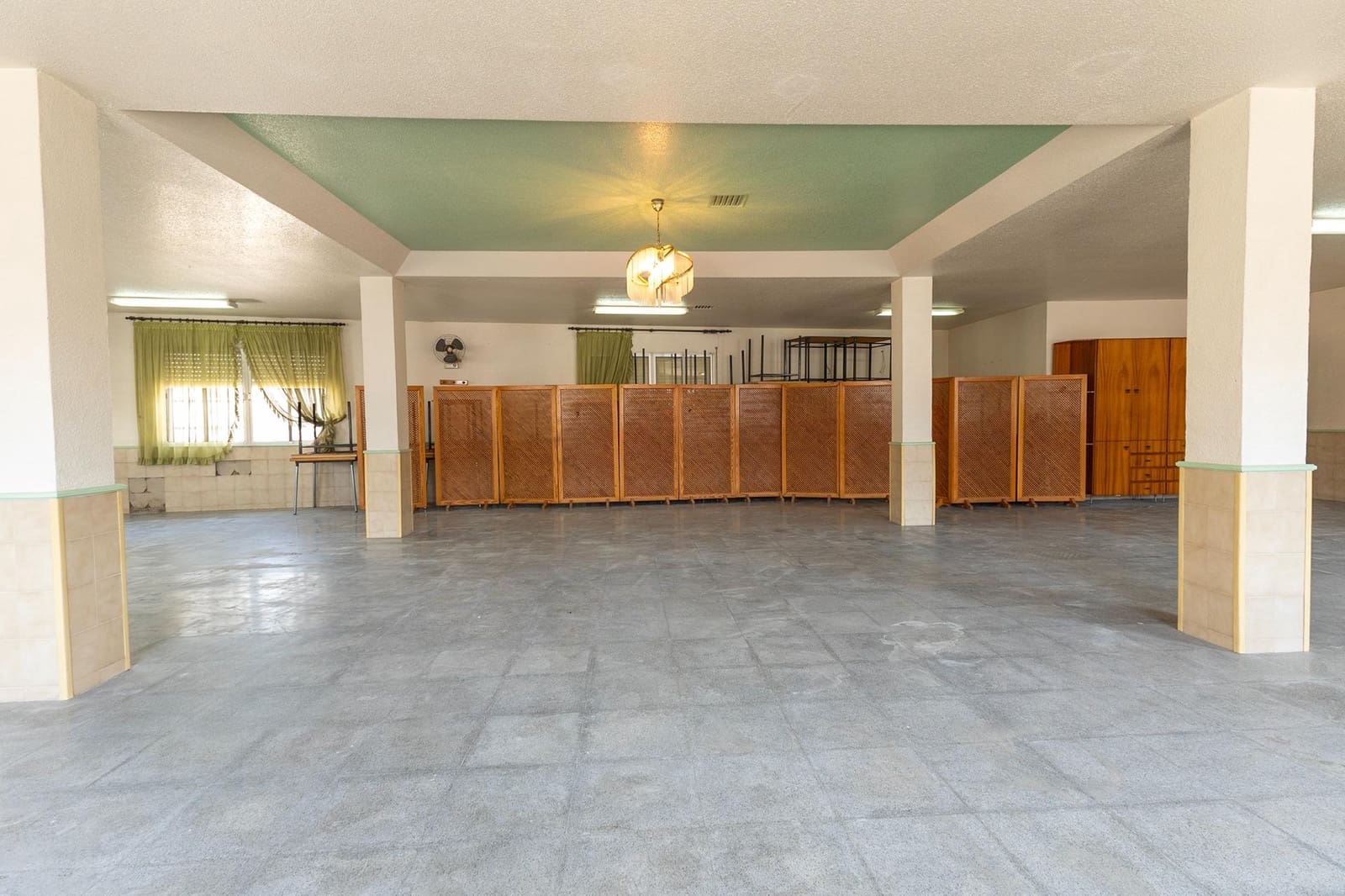 3 Zimmer Bar/Restaurant zu verkaufen in Orihuela - 240.000 € (Ref: 9379430)