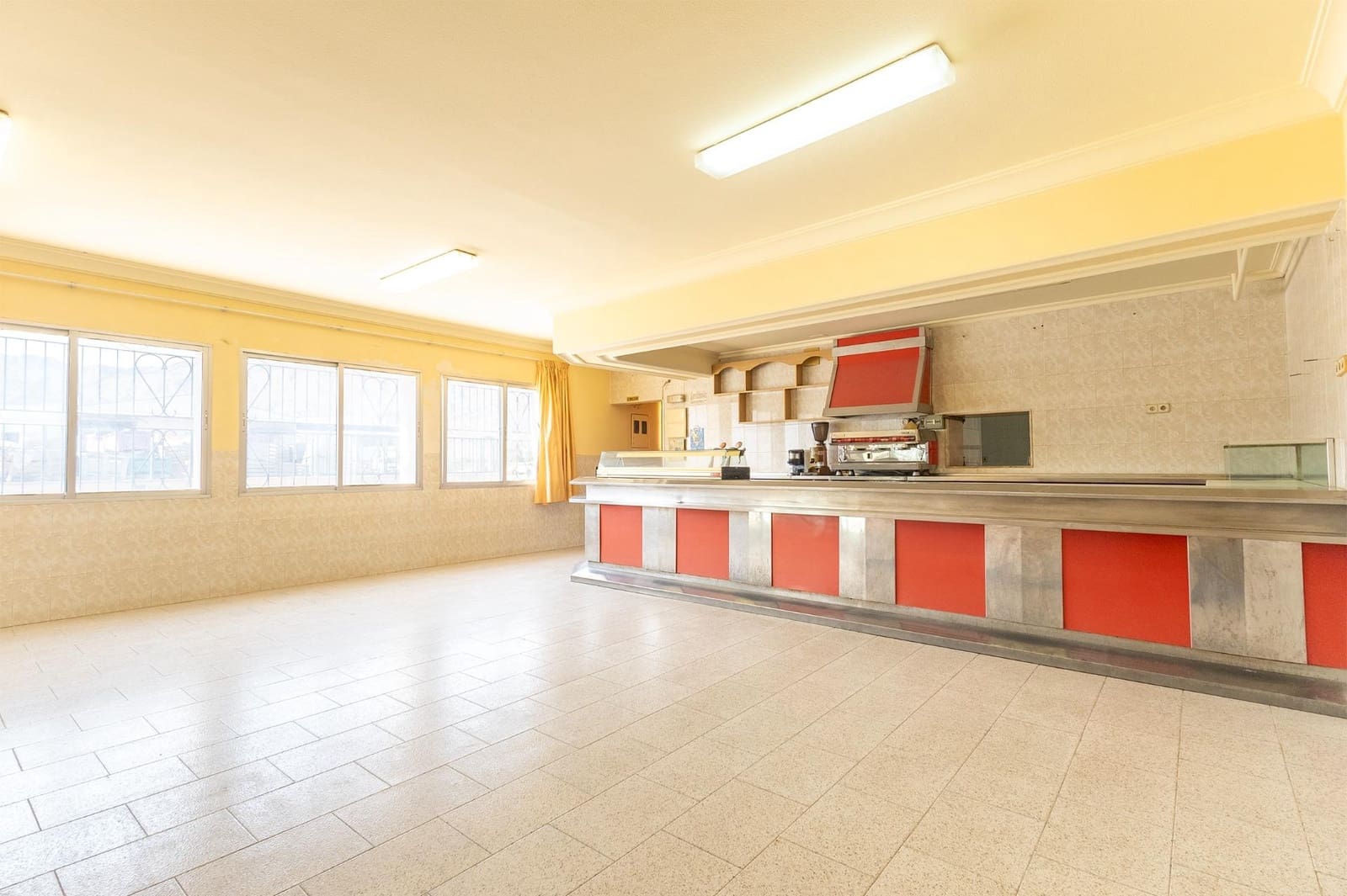 3 Zimmer Bar/Restaurant zu verkaufen in Orihuela - 240.000 € (Ref: 9379430)