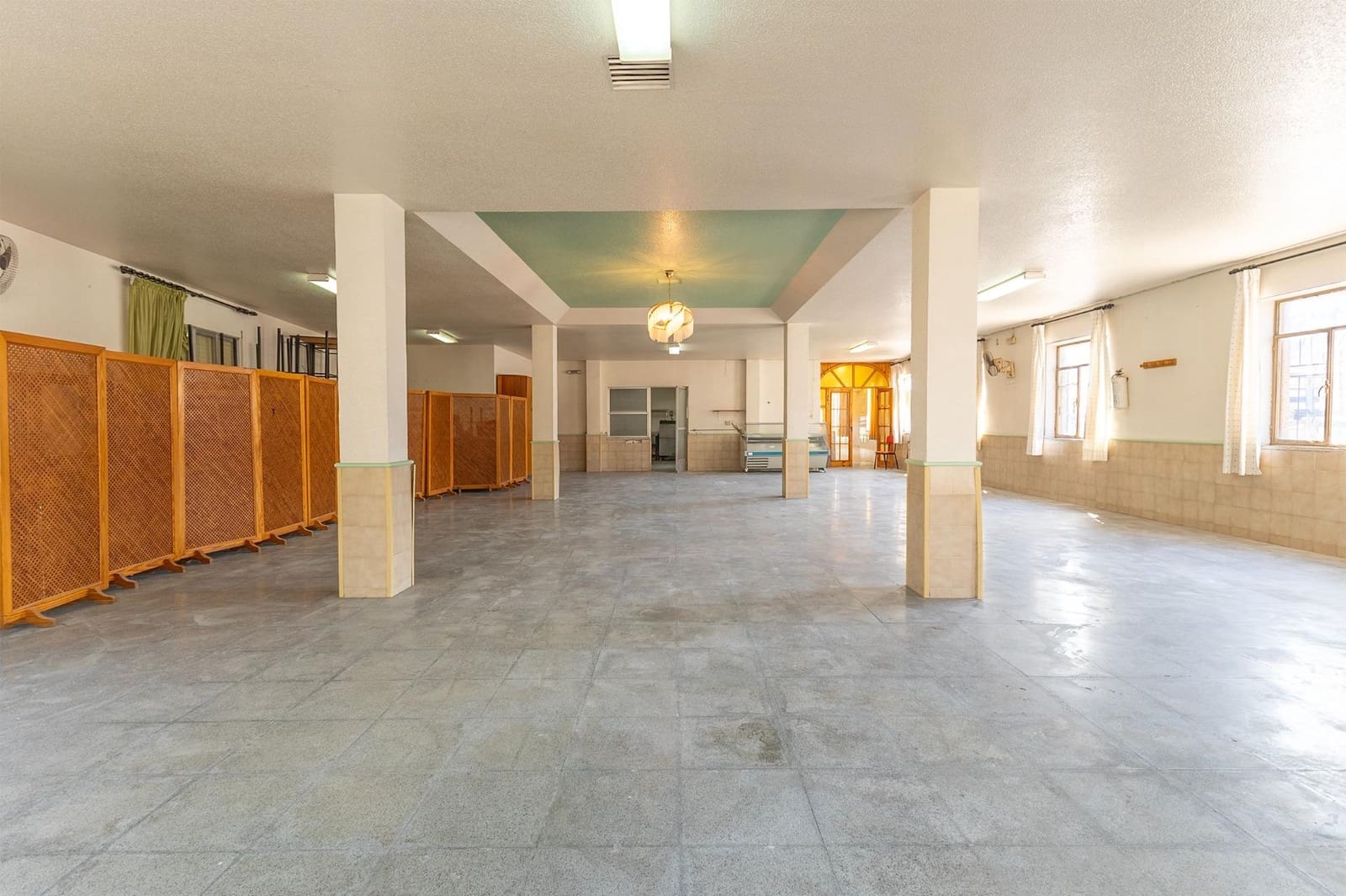 3 Zimmer Bar/Restaurant zu verkaufen in Orihuela - 240.000 € (Ref: 9379430)