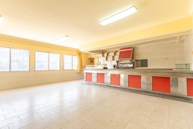 Bar/Restaurante de 3 habitaciones en Orihuela en venta - 240.000 € (Ref: 9379430)