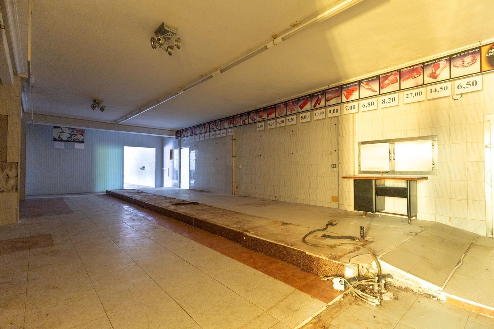 5 bedroom Commercial for sale in Orihuela - € 590,000 (Ref: 9379435)