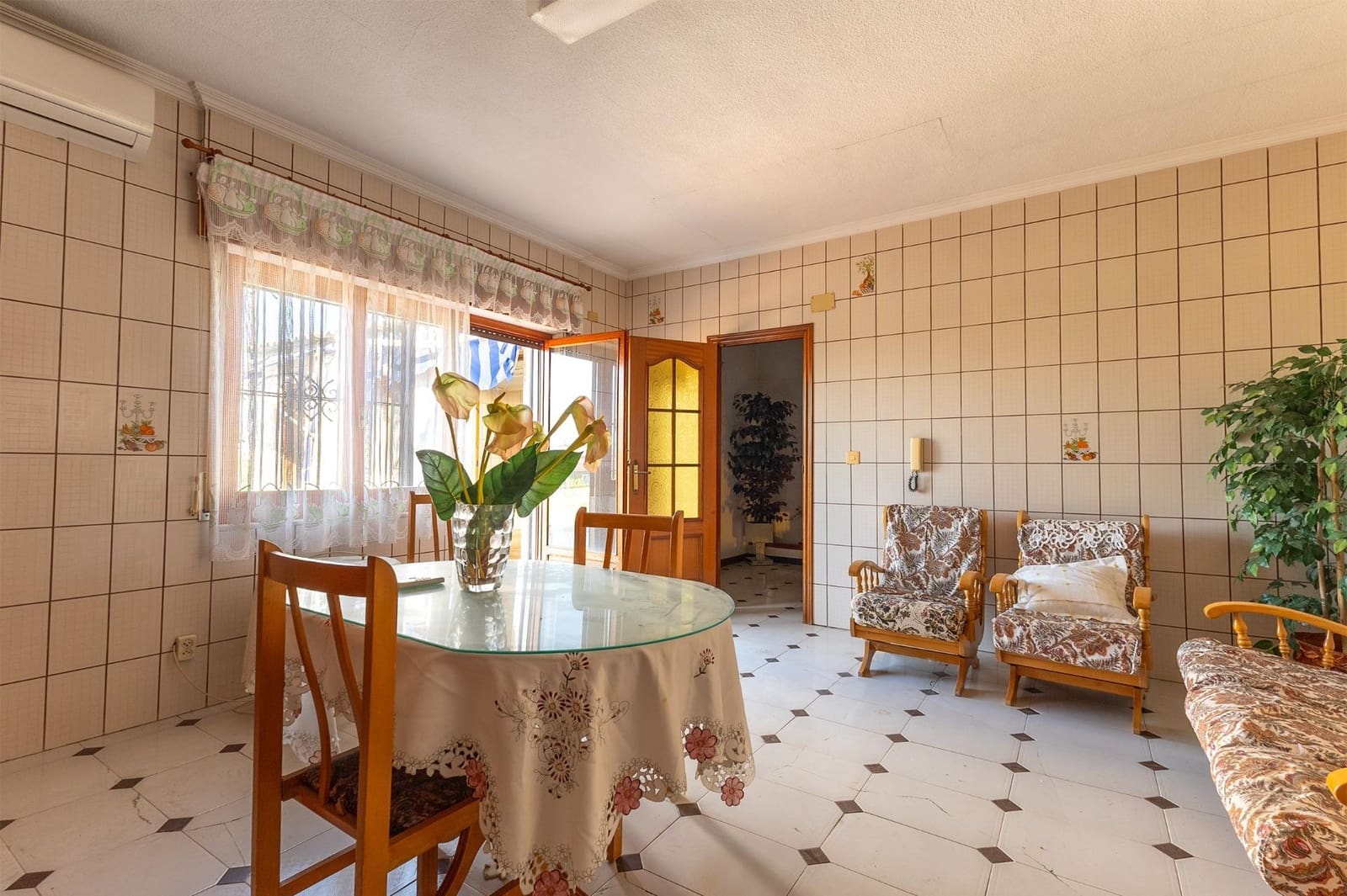 5 slaapkamer Commercieel te koop in Orihuela - € 590.000 (Ref: 9379435)