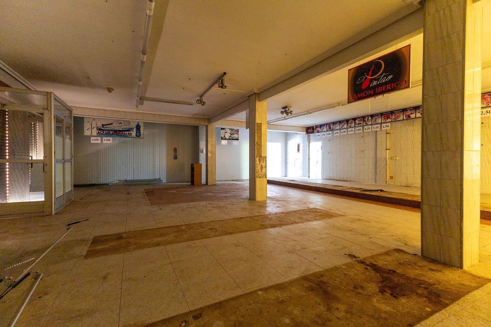 5 Zimmer Gewerbe zu verkaufen in Los Desamparados - 565.000 € (Ref: 9379435)