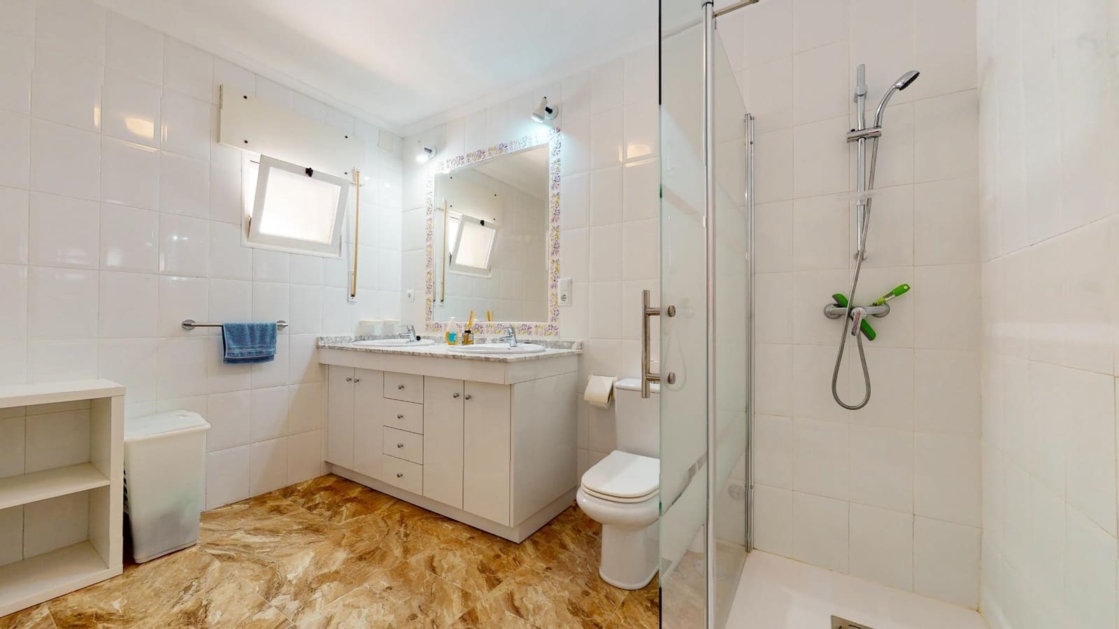 12 bedroom Villa for sale in Benferri with pool garage - € 469,000 (Ref: 9379437)