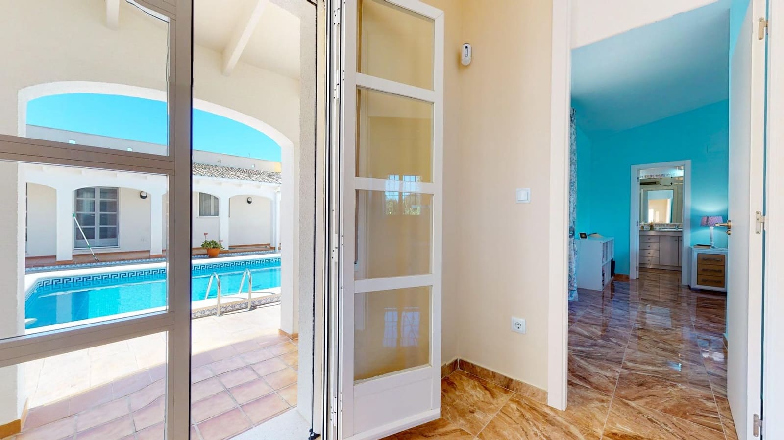 12 bedroom Villa for sale in Benferri with pool garage - € 469,000 (Ref: 9379437)