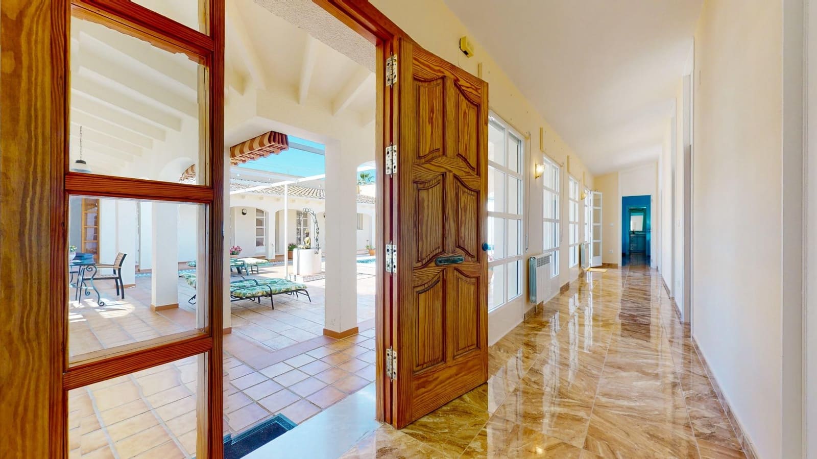 12 bedroom Villa for sale in Benferri with pool garage - € 469,000 (Ref: 9379437)