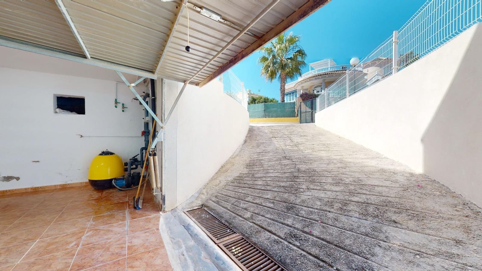 12 bedroom Villa for sale in Benferri with pool garage - € 469,000 (Ref: 9379437)