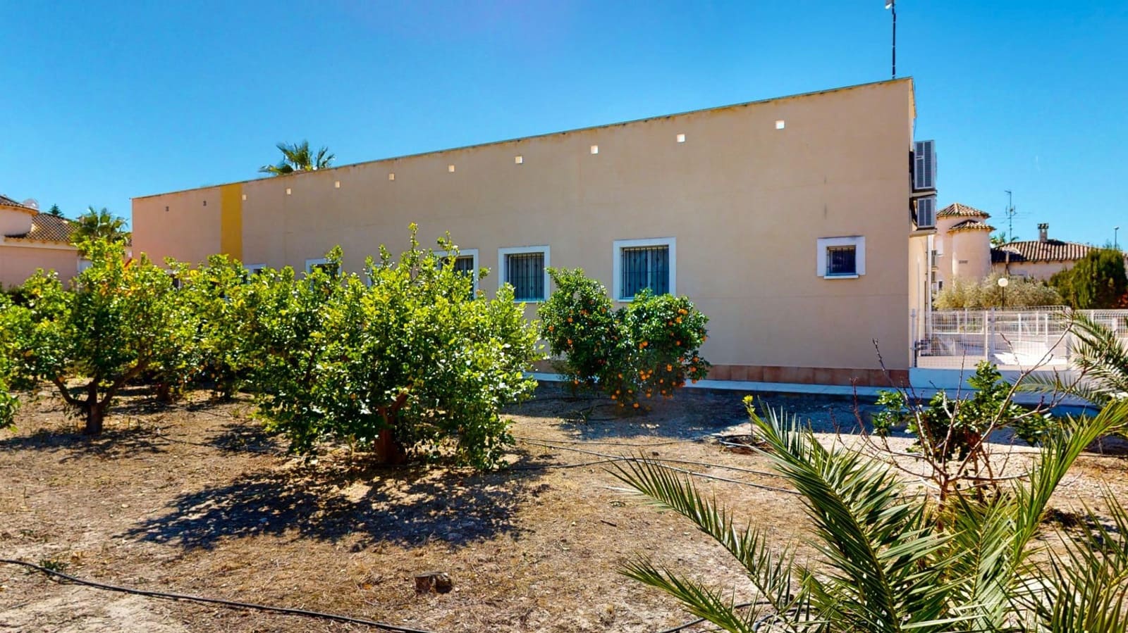 12 bedroom Villa for sale in Benferri with pool garage - € 469,000 (Ref: 9379437)