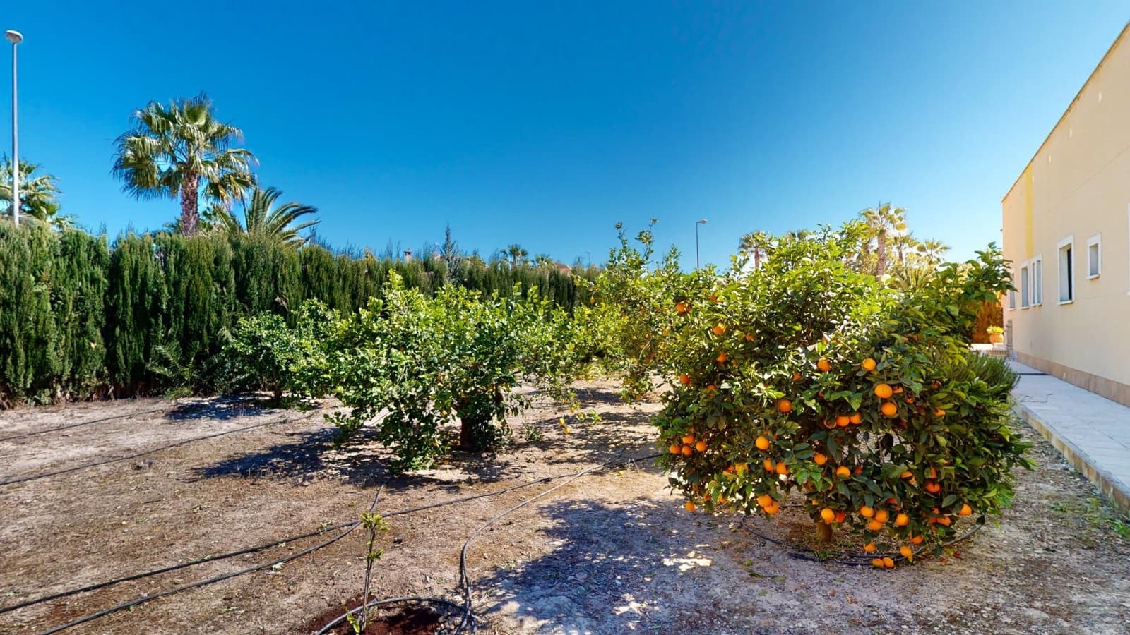 12 bedroom Villa for sale in Benferri with pool garage - € 469,000 (Ref: 9379437)