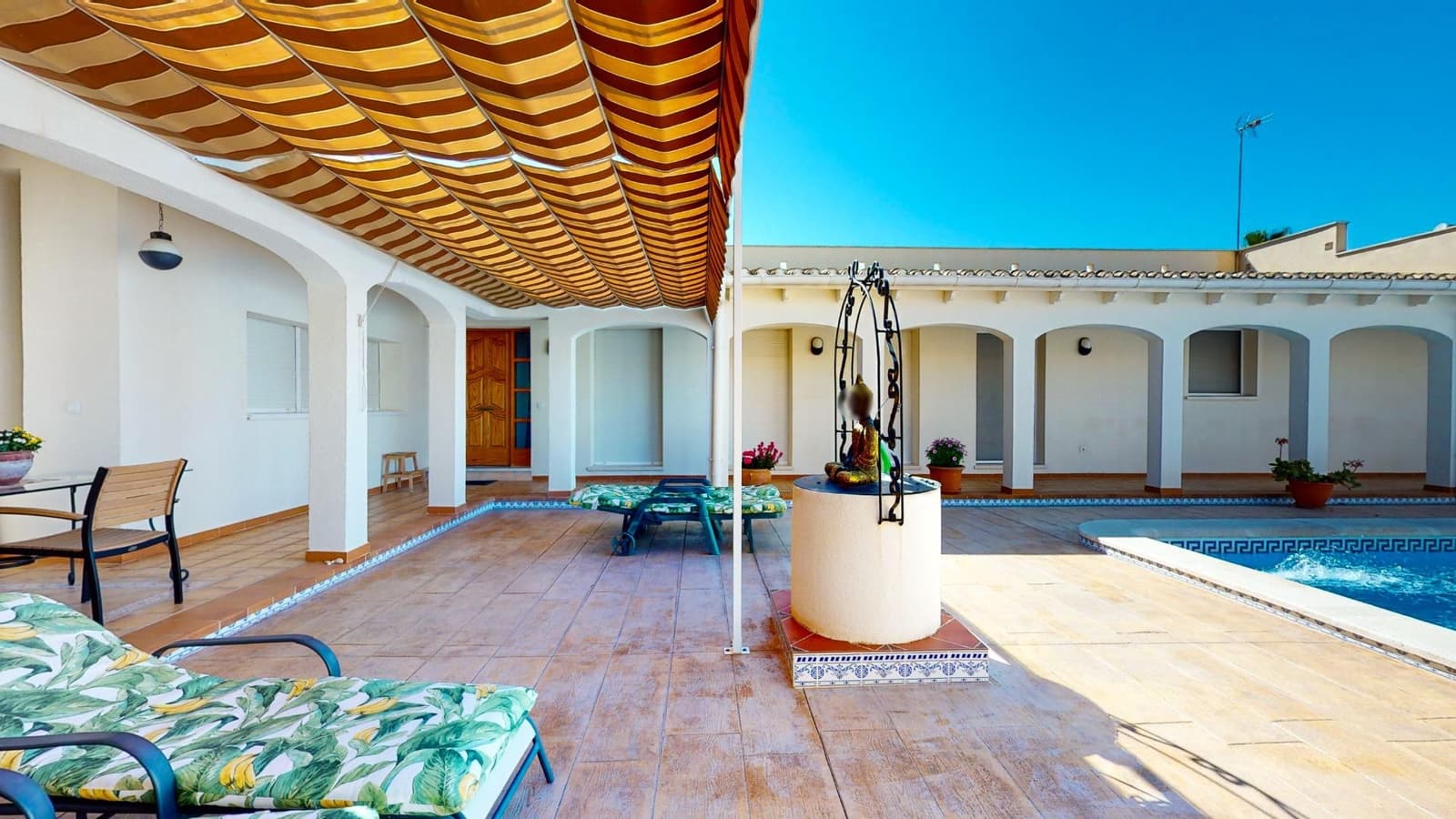 12 bedroom Villa for sale in Benferri with pool garage - € 469,000 (Ref: 9379437)