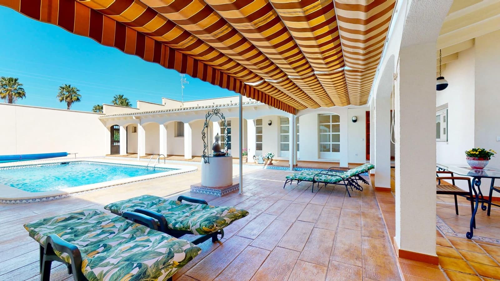 12 bedroom Villa for sale in Benferri with pool garage - € 469,000 (Ref: 9379437)