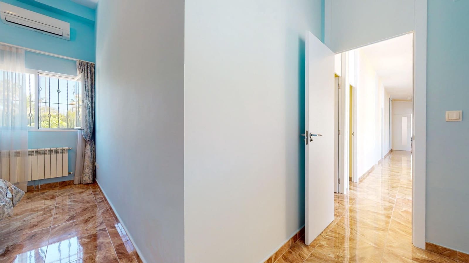 8 sypialnia Willa na sprzedaż w Benferri z basenem garażem - 469 000 € (Ref: 9379437)