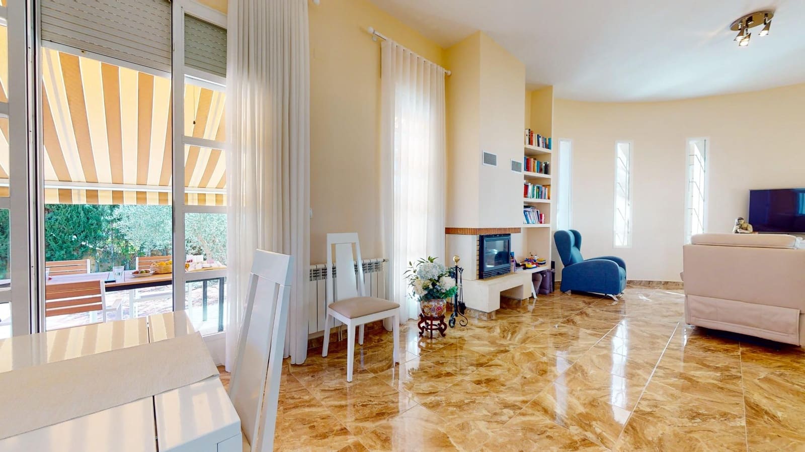 8 sypialnia Willa na sprzedaż w Benferri z basenem garażem - 469 000 € (Ref: 9379437)