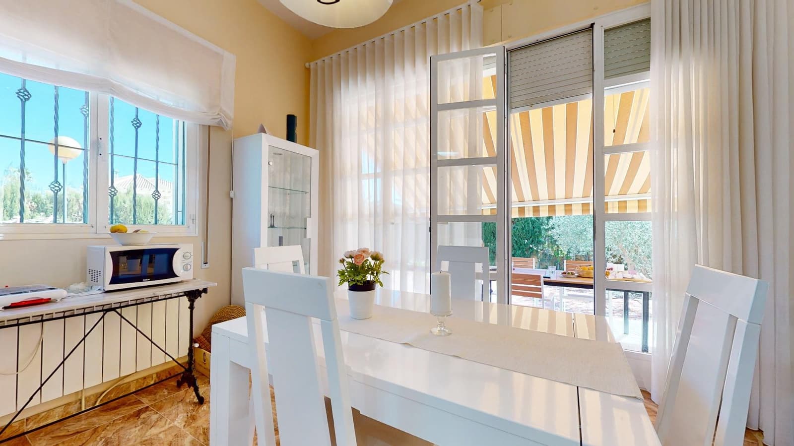 8 sypialnia Willa na sprzedaż w Benferri z basenem garażem - 469 000 € (Ref: 9379437)