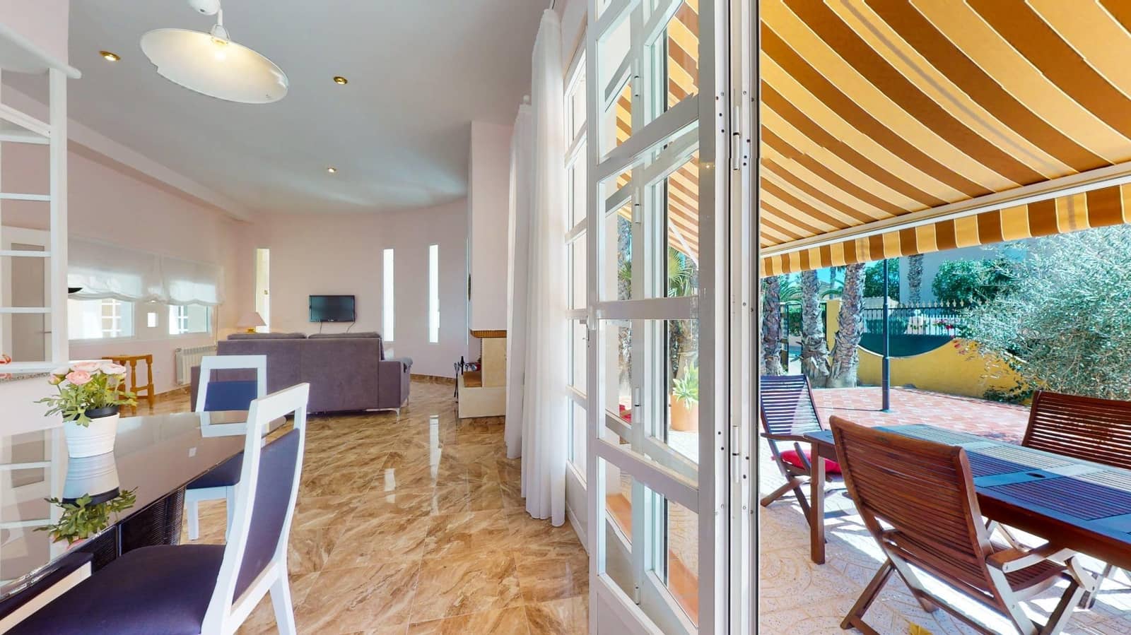 8 sypialnia Willa na sprzedaż w Benferri z basenem garażem - 469 000 € (Ref: 9379437)