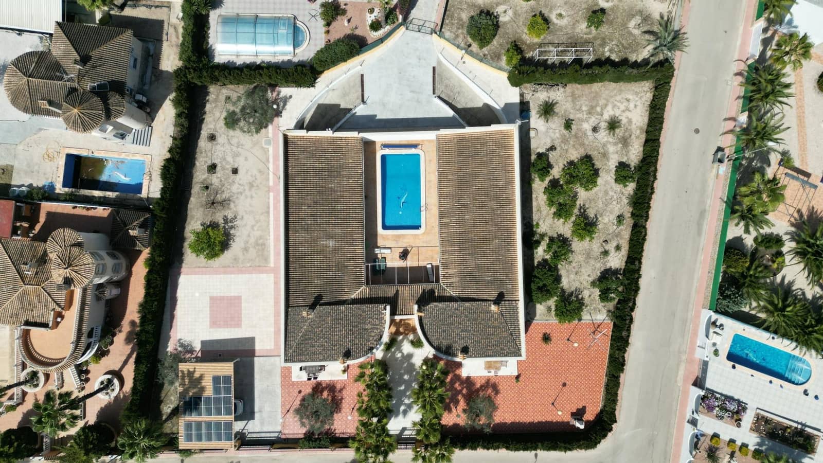 8 sypialnia Willa na sprzedaż w Benferri z basenem garażem - 469 000 € (Ref: 9379437)