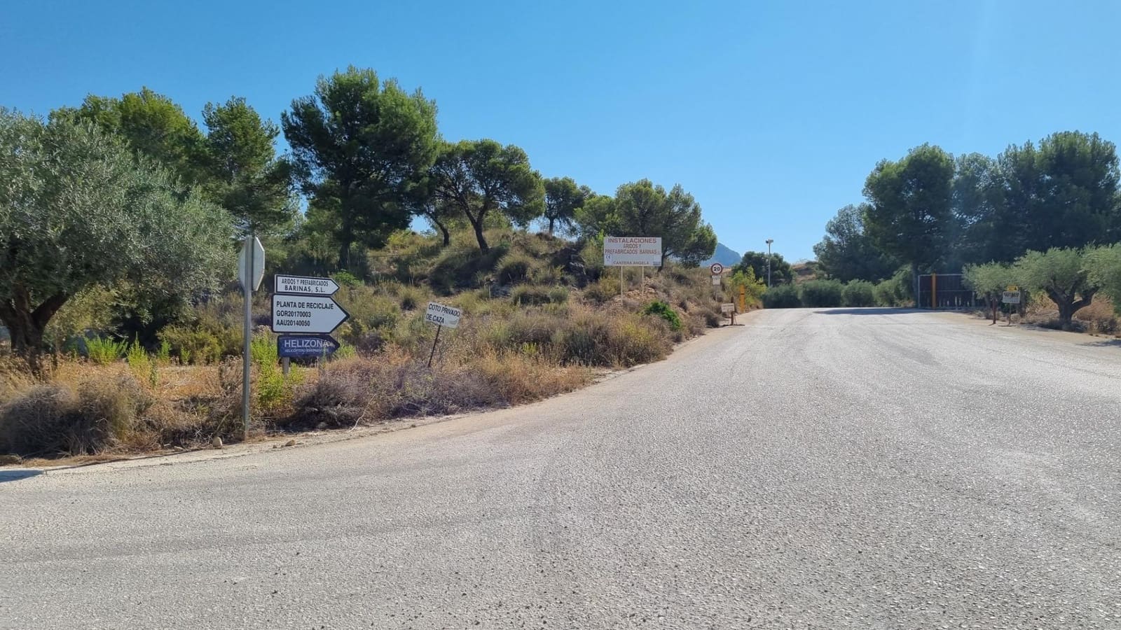 Ubebygd land til salgs i Abanilla - € 180 000 (Ref: 9379438)