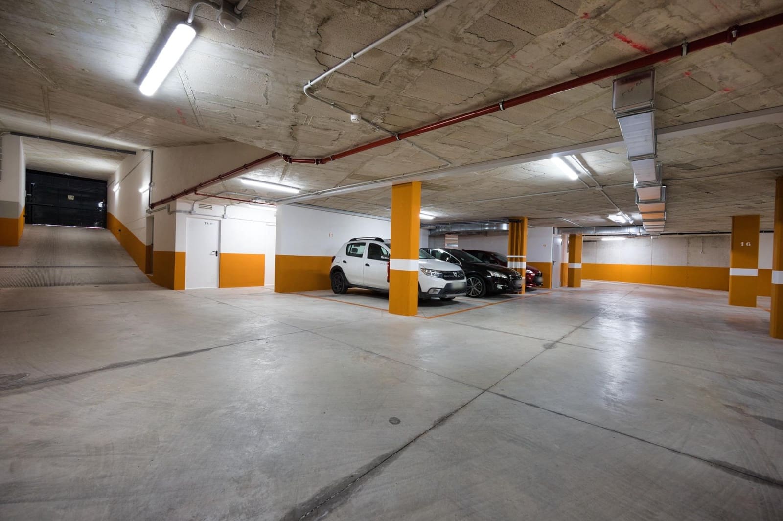 4 chambre Appartement à vendre à Orihuela avec garage - 275 000 € (Ref: 9400859)