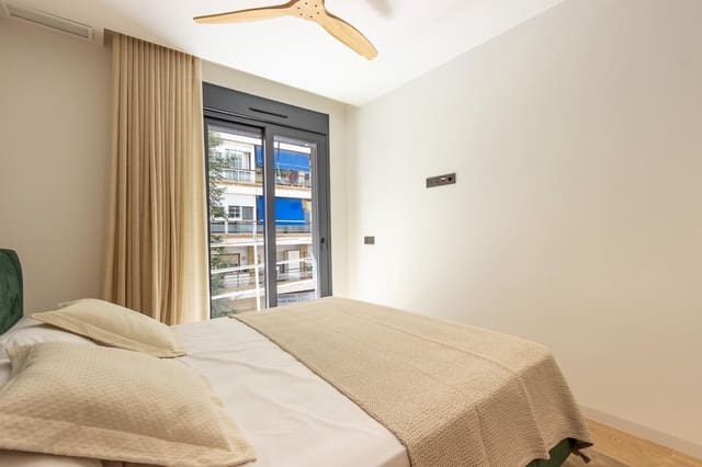 4 chambre Appartement à vendre à Orihuela ciudad, Orihuela avec garage - 275 000 € (Ref: 9400859)