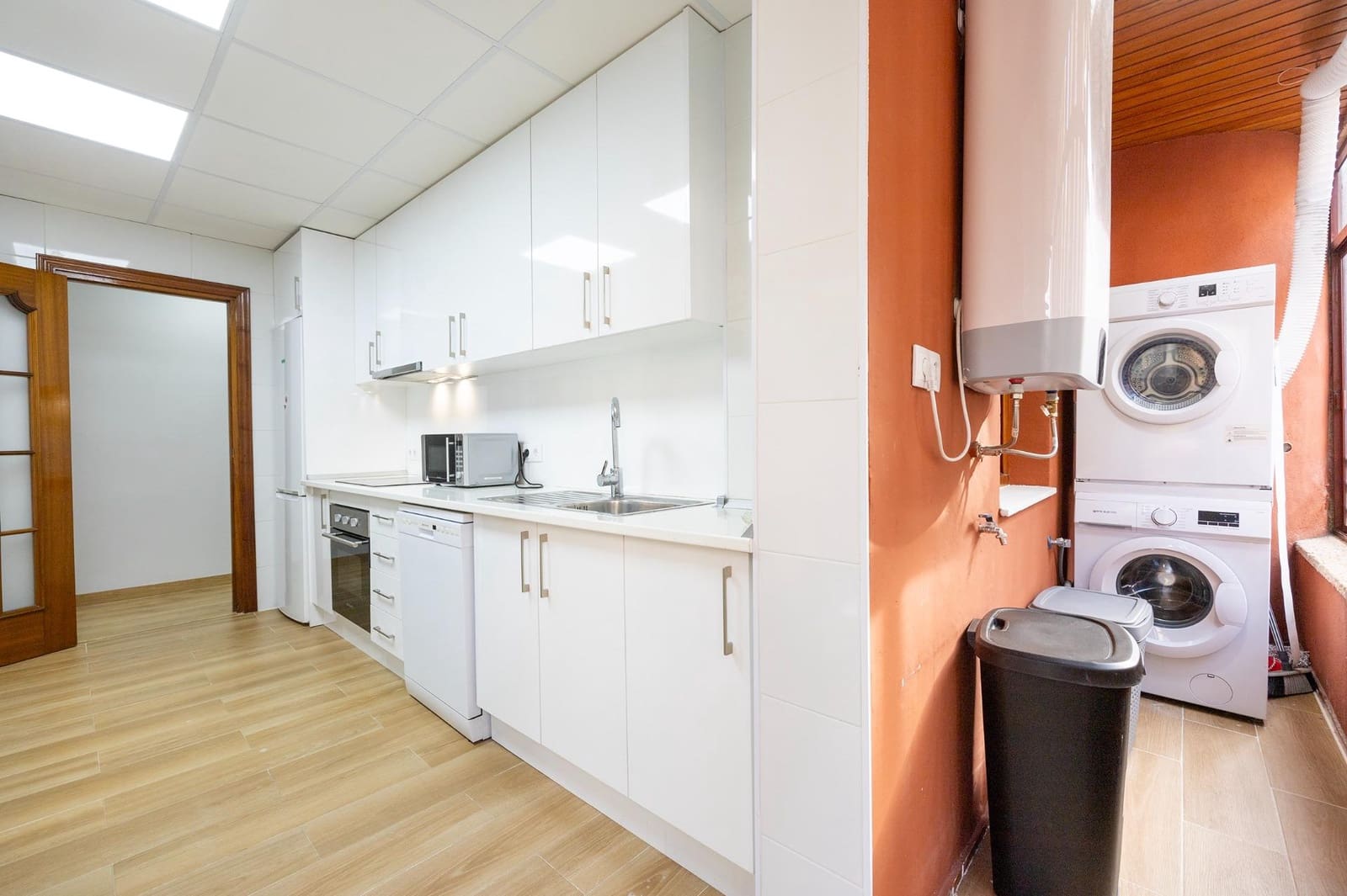 4 bedroom Flat for rent in Orihuela - € 650 (Ref: 9419648)