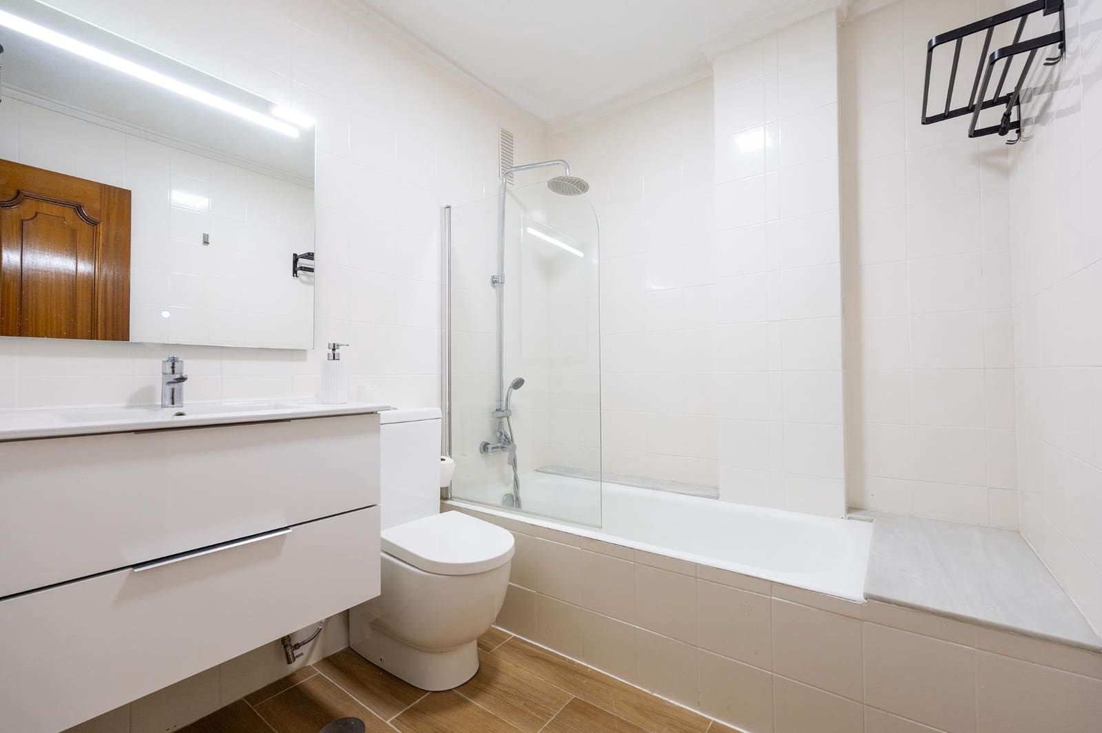 4 bedroom Flat for rent in Orihuela - € 650 (Ref: 9419648)