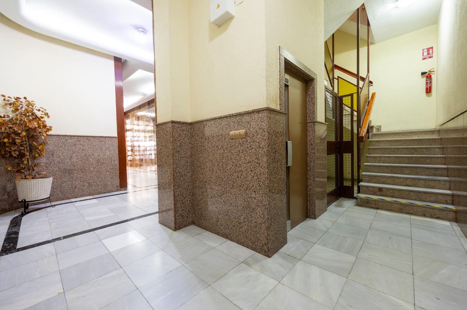 4 bedroom Flat for rent in Orihuela - € 650 (Ref: 9419648)