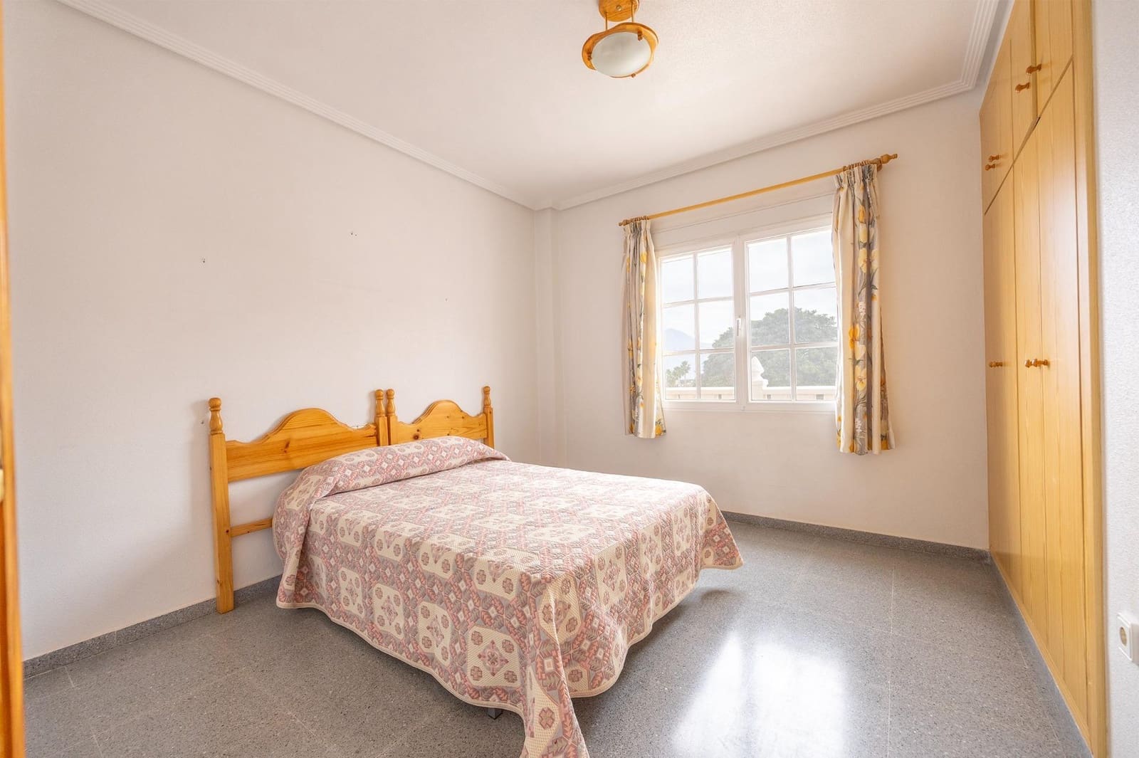 3 Zimmer Villa zu verkaufen in Orihuela mit Pool Garage - 320.000 € (Ref: 9470656)