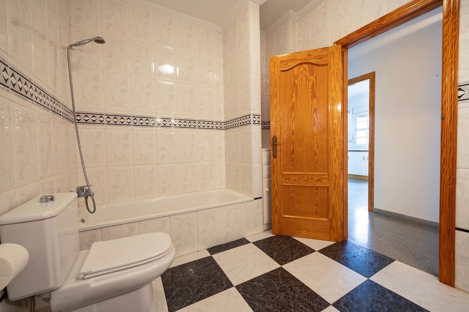 3 Zimmer Villa zu verkaufen in Orihuela mit Pool Garage - 320.000 € (Ref: 9470656)