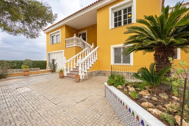 3 soverom Villa til salgs i Orihuela ciudad, Orihuela med svømmebasseng garasje - € 320 000 (Ref: 9470656)