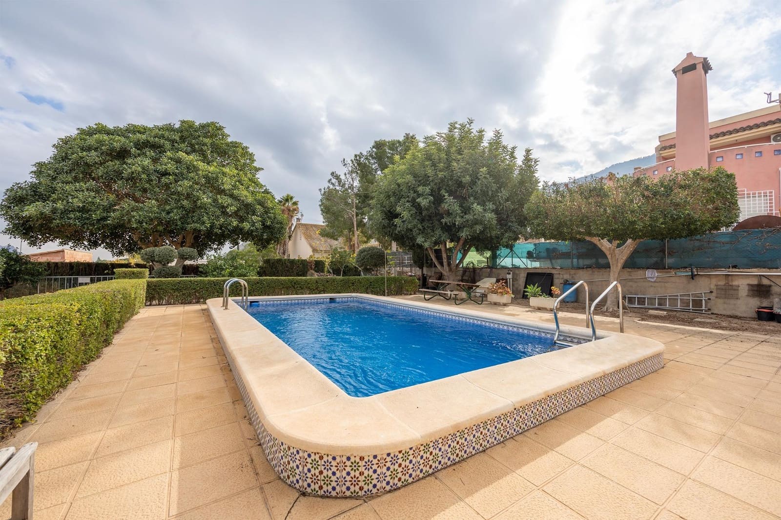 3 soverom Villa til salgs i Orihuela med svømmebasseng garasje - € 320 000 (Ref: 9470657)