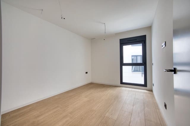 4 slaapkamer Flat te koop in Orihuela ciudad, Orihuela met garage - € 275.000 (Ref: 9520816)