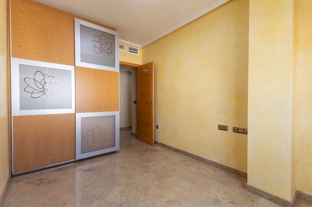 3 camera da letto Appartamento in vendita in Orihuela ciudad, Orihuela con garage - 189.000 € (Rif: 9543526)