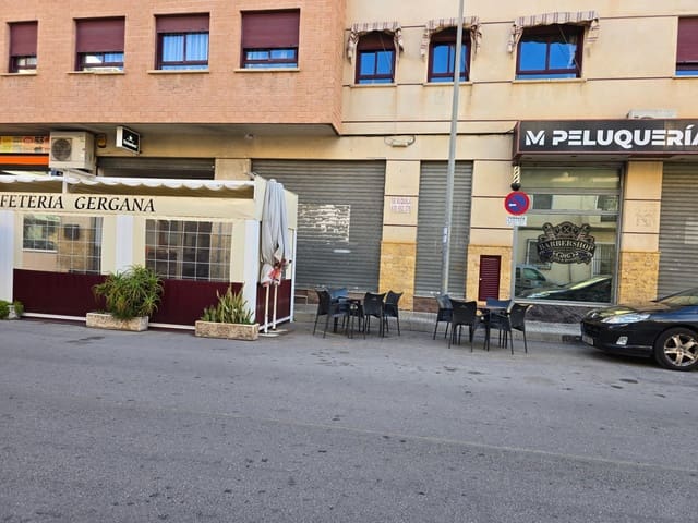 2 soveværelse Erhverv til leje i Orihuela ciudad, Orihuela - € 600 (Ref: 9551305)