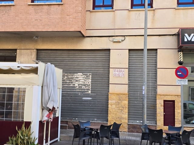 2 soveværelse Erhverv til leje i Orihuela ciudad, Orihuela - € 600 (Ref: 9551306)