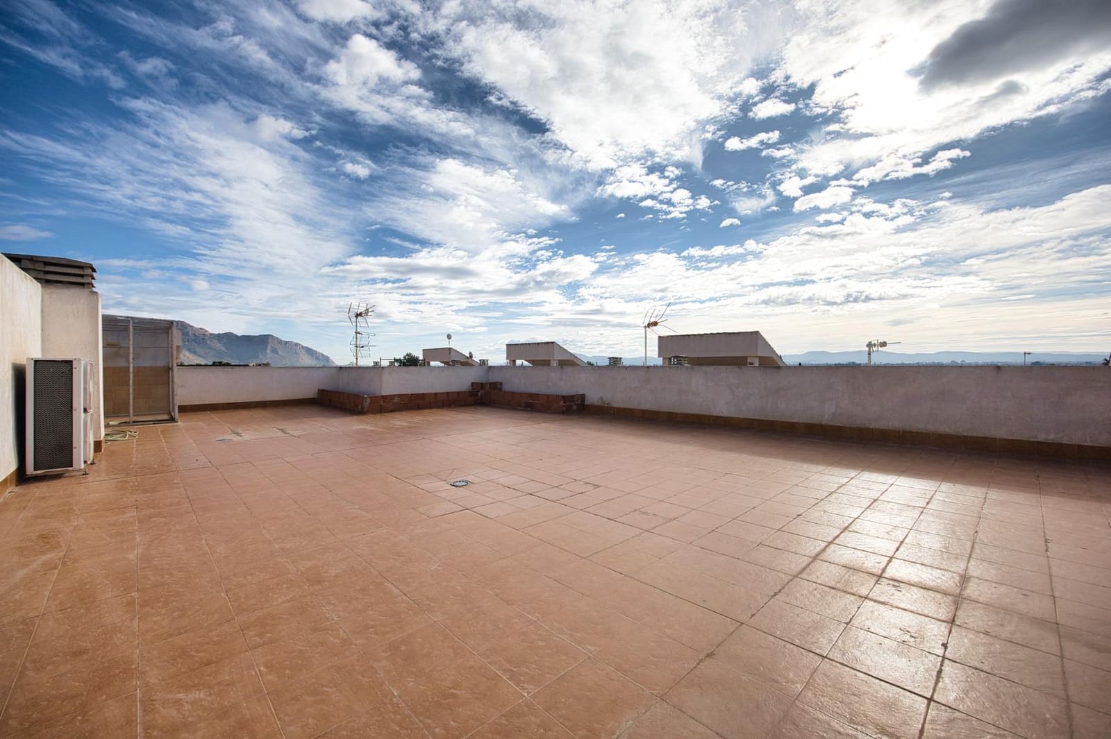 3 slaapkamer Bungalow te koop in La Aparecida met zwembad garage - € 91.000 (Ref: 9571086)