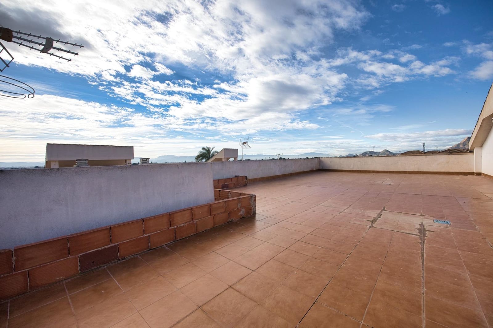 3 slaapkamer Bungalow te koop in La Aparecida met zwembad garage - € 91.000 (Ref: 9571086)