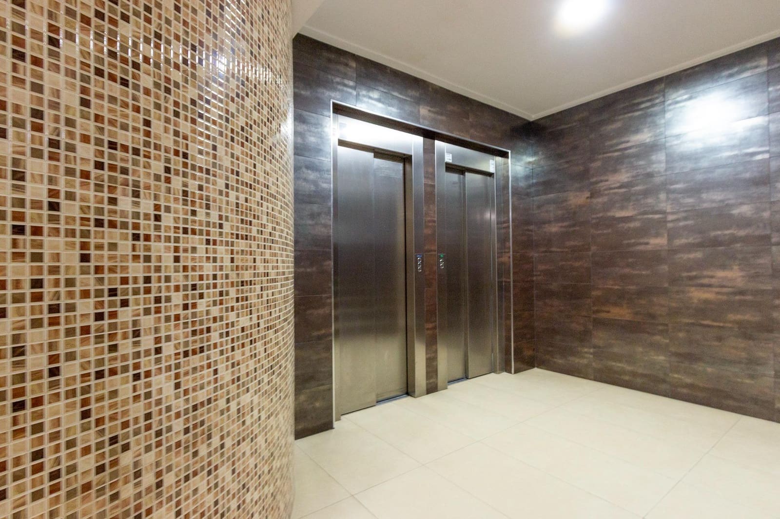 Toimisto vuokrattavana paikassa Orihuela - 240 € (Ref: 9596045)