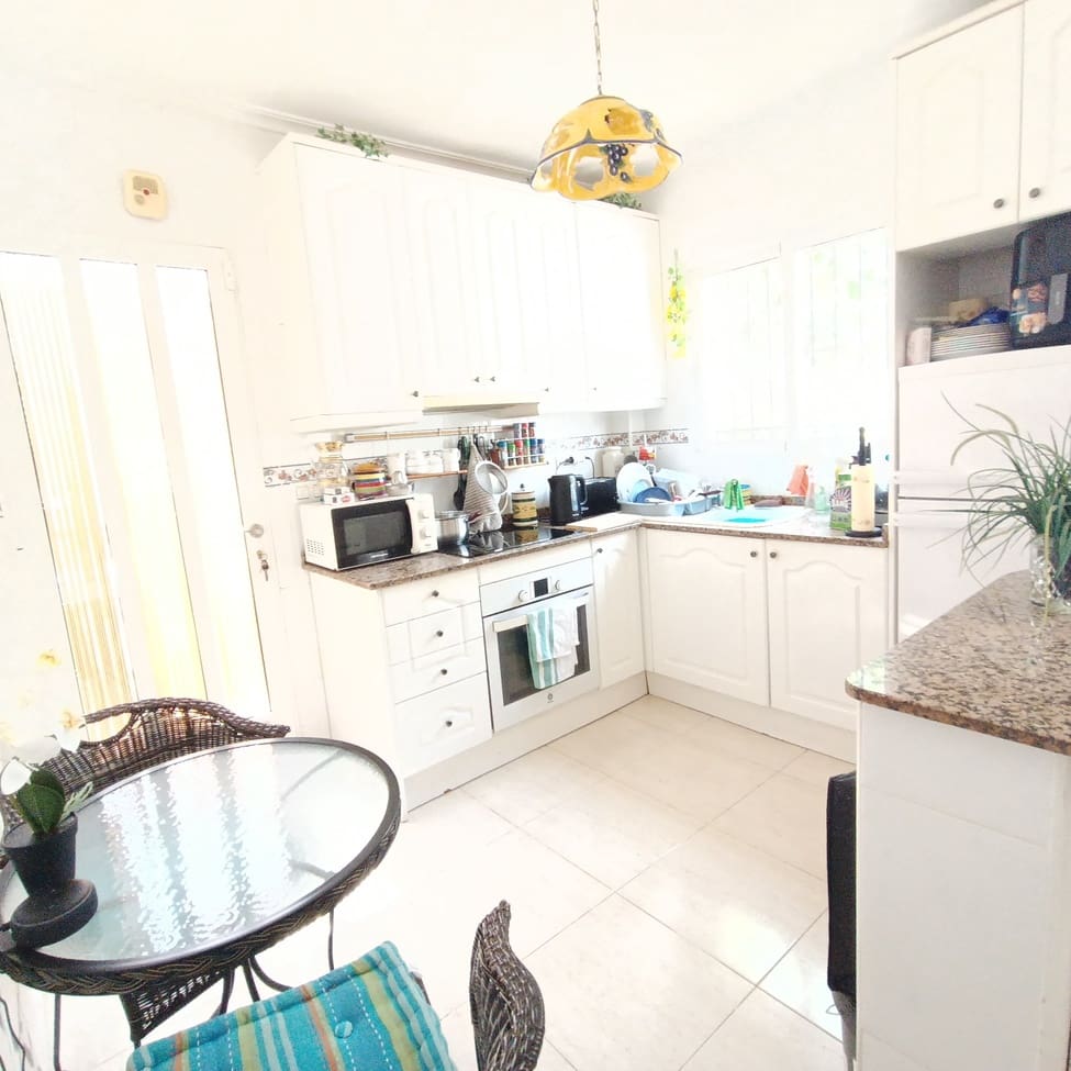 3 slaapkamer Halfvrijstaande villa te koop in Sucina met garage - € 190.000 (Ref: 10026972)