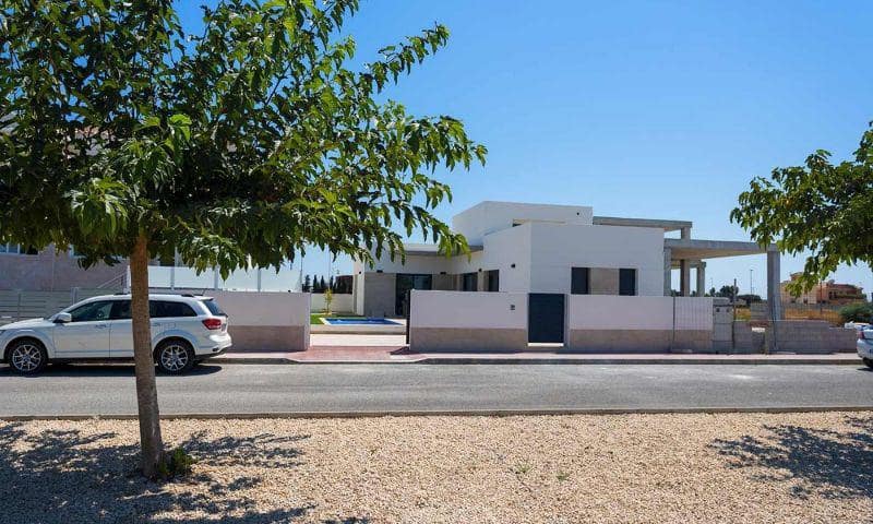 3 soveværelse Villa til salg i Daya Nueva med swimmingpool garage - € 380.000 (Ref: 10058014)