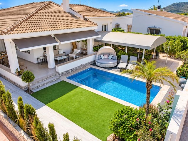 4 Zimmer Villa zu verkaufen in Mar de Cristal, Cartagena mit Pool Garage - 550.000 € (Ref: 10078043)