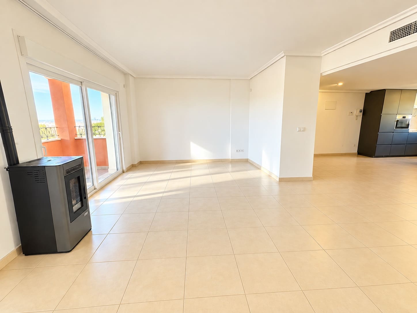 3 soveværelse Lejlighed til salg i Banos y Mendigo med swimmingpool garage - € 218.500 (Ref: 10119028)