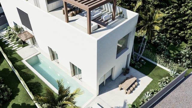 Chalet de 3 habitaciones en Oliva Nova, Oliva en venta con piscina garaje - 1.160.335 € (Ref: 10139303)