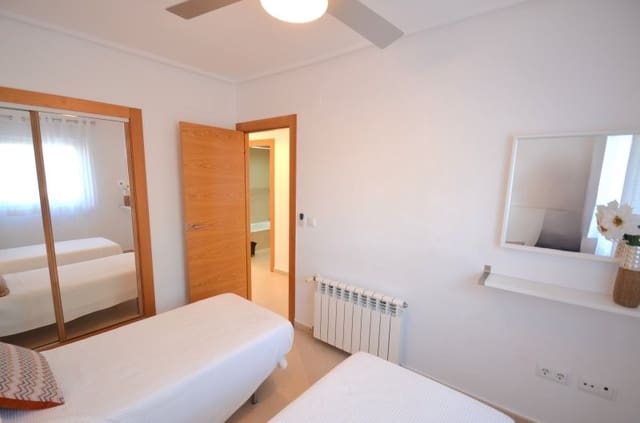 Apartamento de 2 habitaciones en Hacienda Riquelme Golf, Murcia ciudad en venta con piscina - 179.000 € (Ref: 10174800)