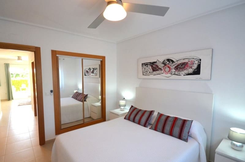 Apartamento de 2 habitaciones en Hacienda Riquelme en venta con piscina - 179.000 € (Ref: 10174800)