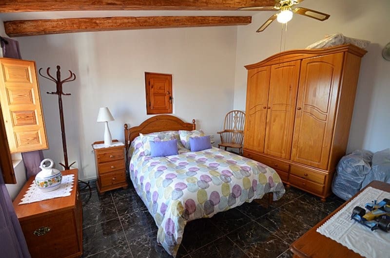 4 bedroom Villa for sale in Bullas with pool garage € 249,950 (Ref