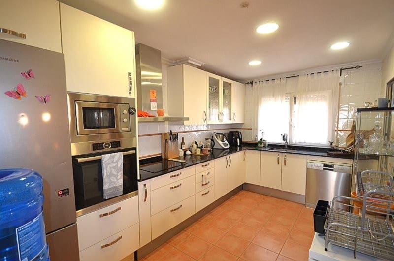 4 sypialnia Willa na sprzedaż w Santiago de la Ribera z basenem garażem - 775 000 € (Ref: 9352897)