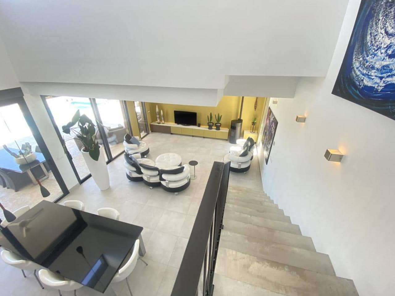 4 sypialnia Willa na sprzedaż w Hacienda del Alamo z basenem garażem - 795 000 € (Ref: 9525171)