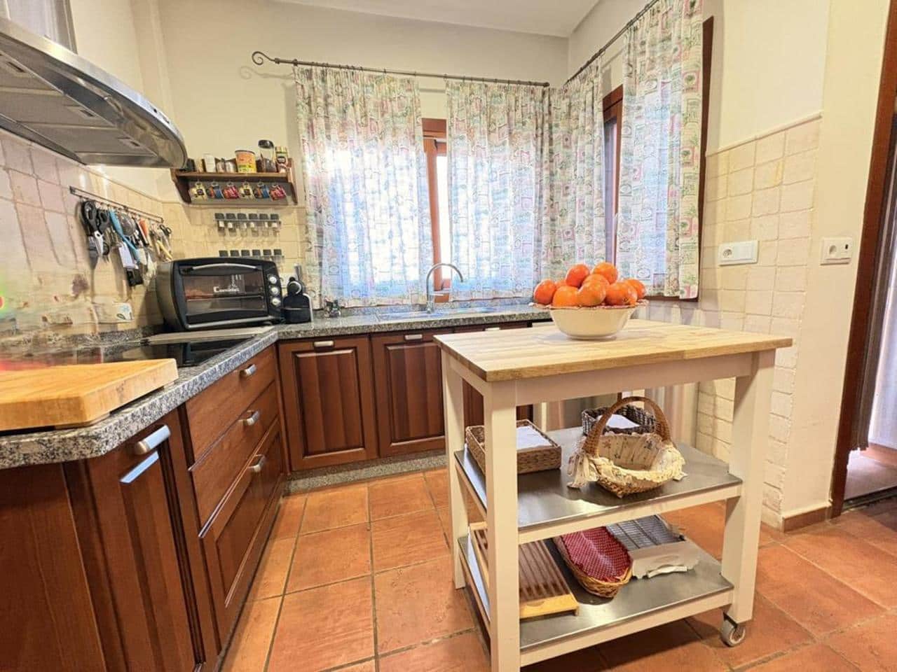 3 bedroom Villa for sale in Banos y Mendigo with pool garage - € 750,000 (Ref: 9543360)