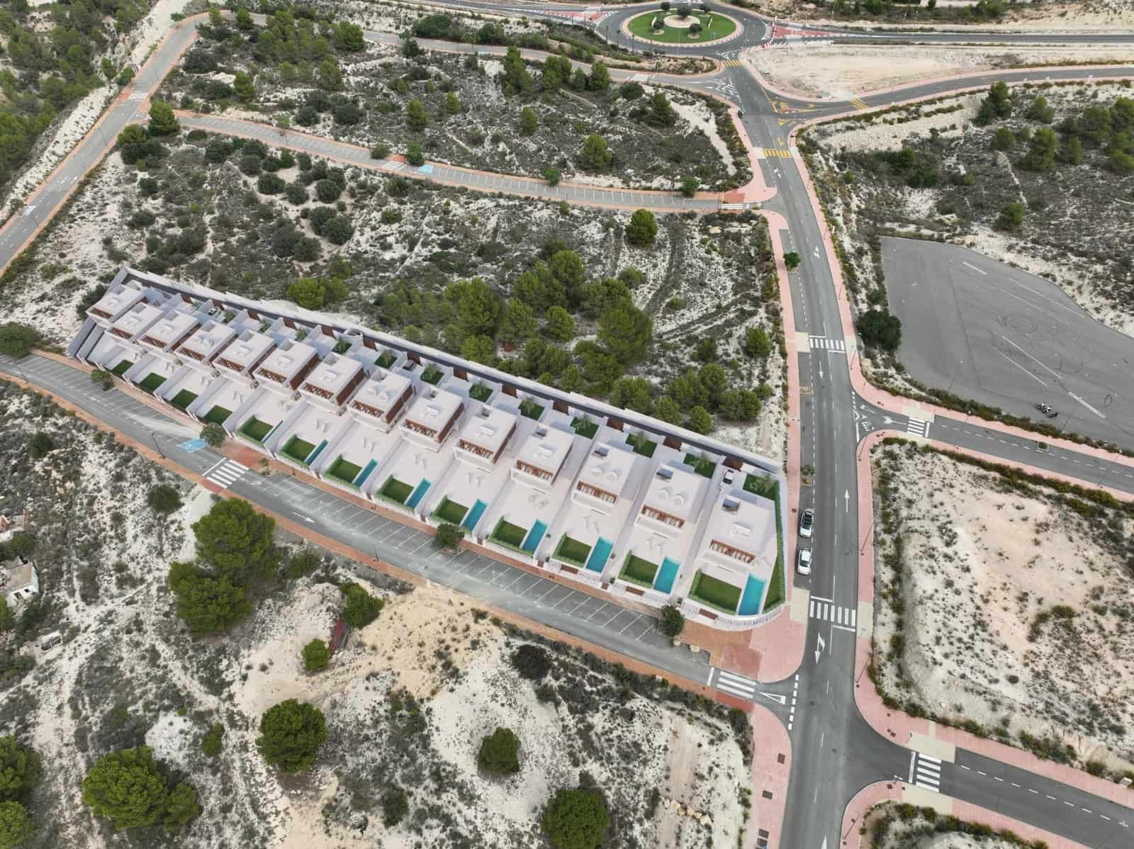 3 quarto Moradia para venda em Finestrat com piscina garagem - 605 000 € (Ref: 9598704)