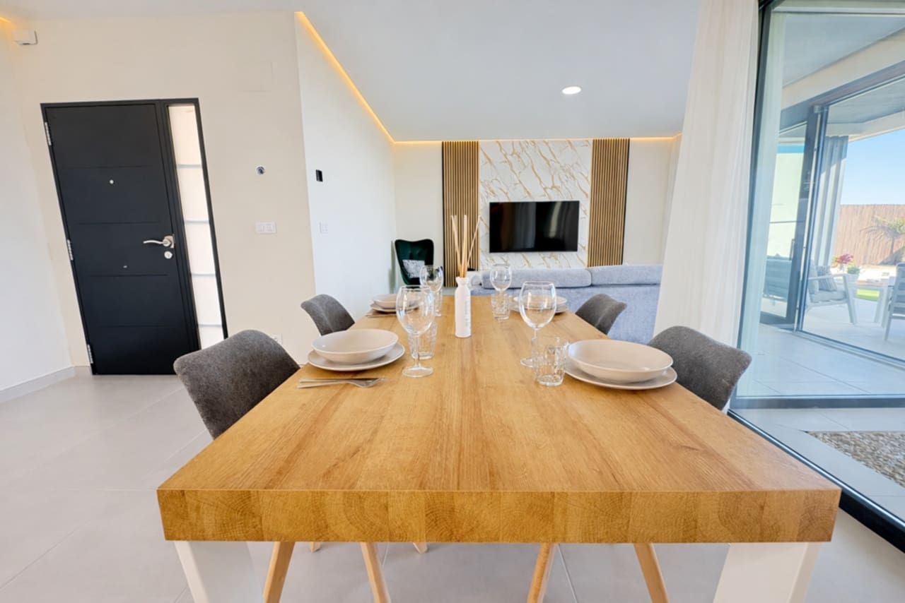 2 sypialnia Willa na sprzedaż w Banos y Mendigo z basenem garażem - 497 000 € (Ref: 9607945)